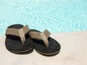 bythepool